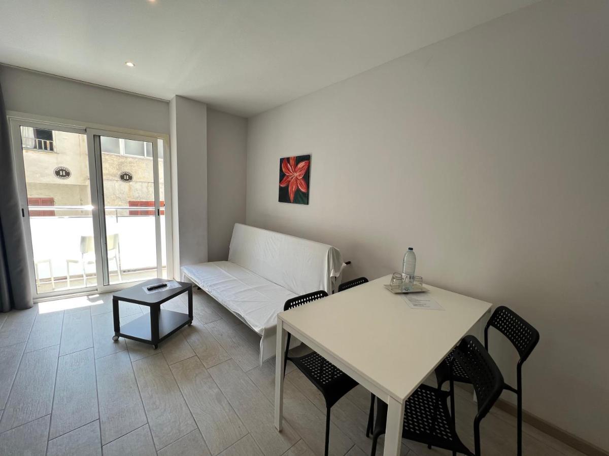 Apartamentos Comfort Calella Eksteriør bilde