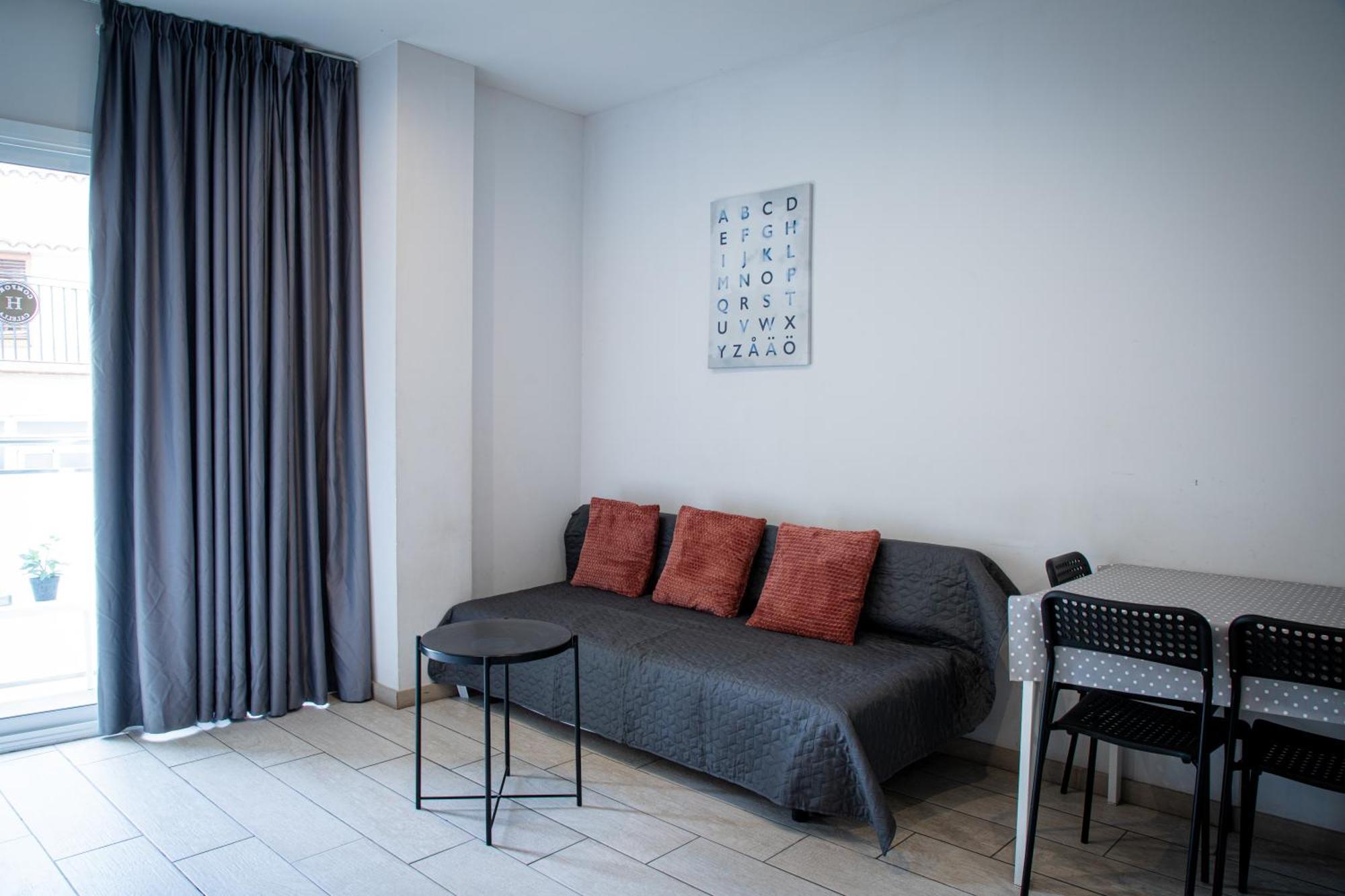 Apartamentos Comfort Calella Eksteriør bilde