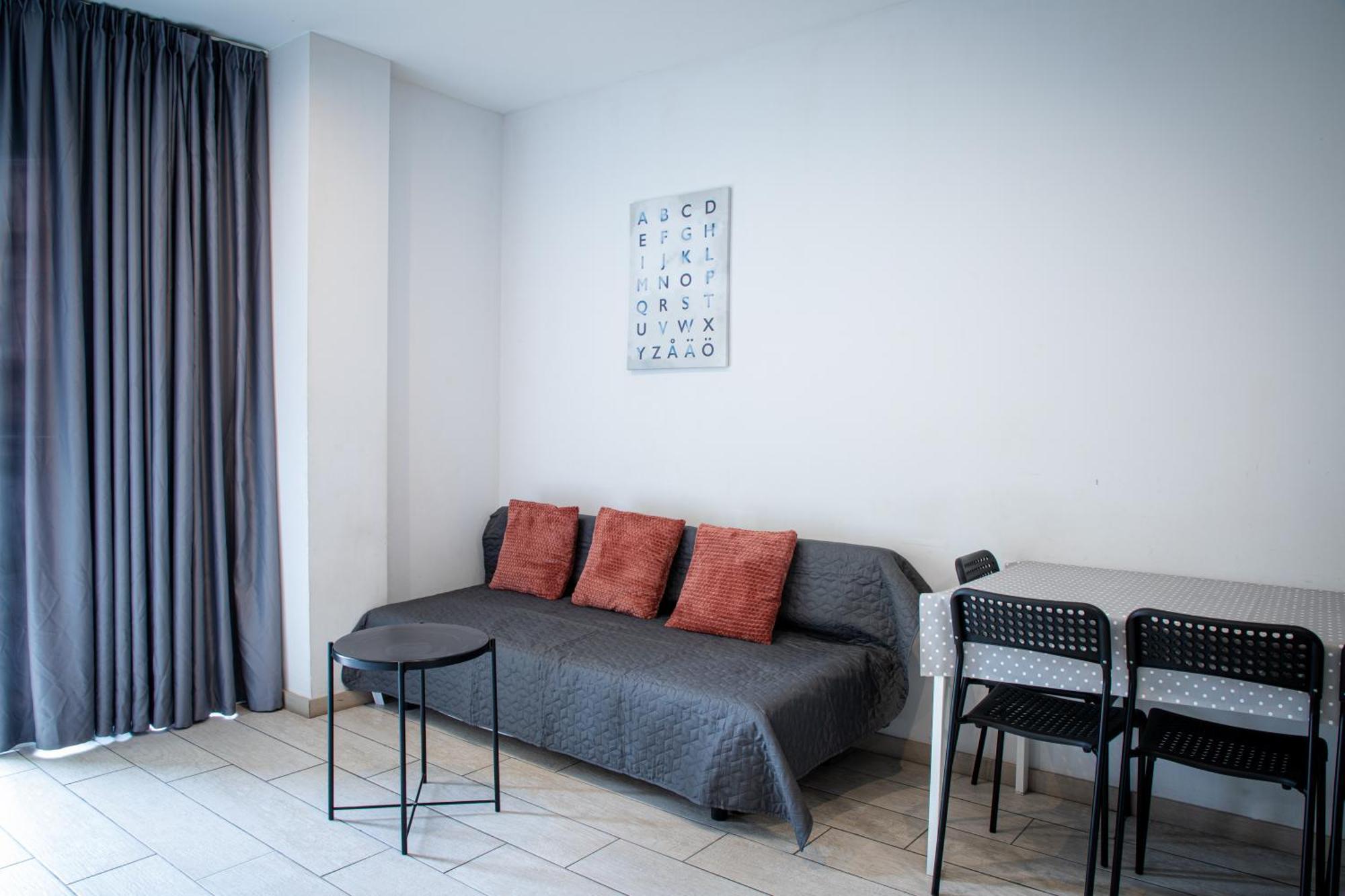 Apartamentos Comfort Calella Eksteriør bilde