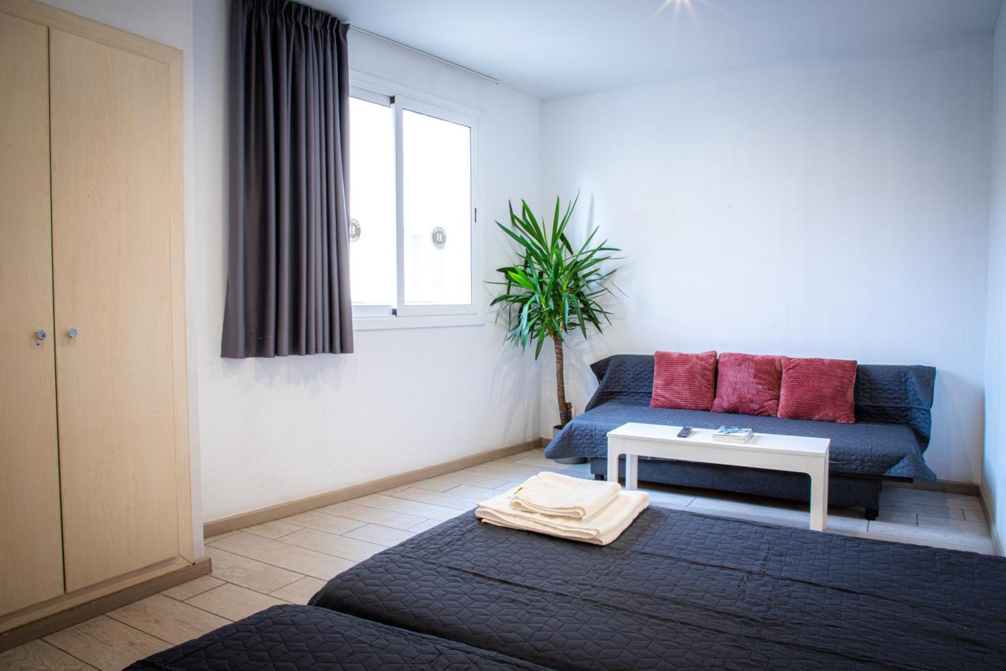Apartamentos Comfort Calella Eksteriør bilde