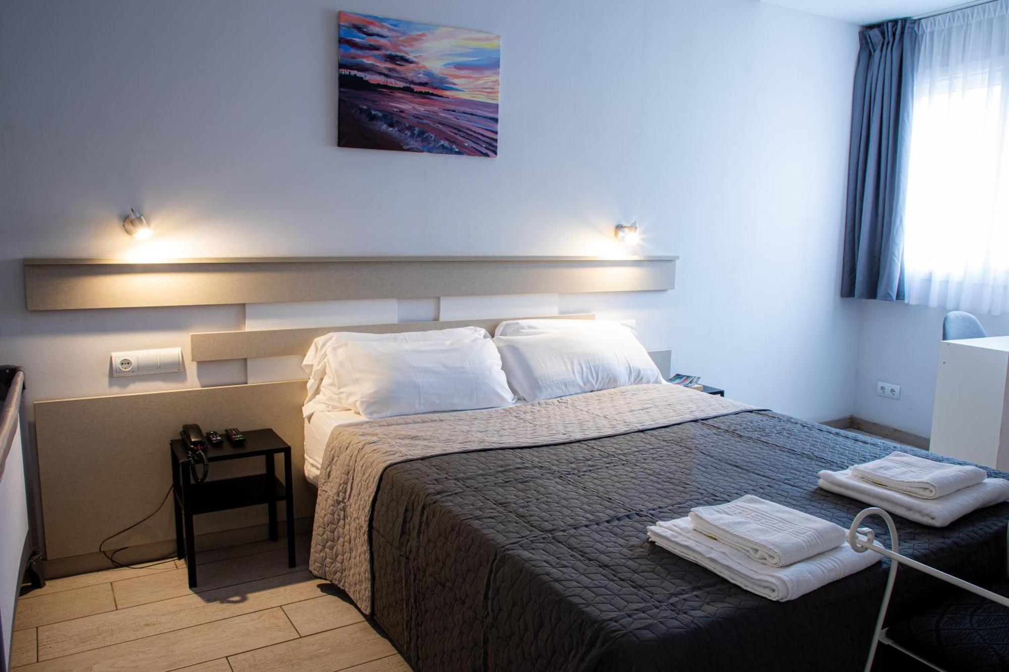 Apartamentos Comfort Calella Eksteriør bilde