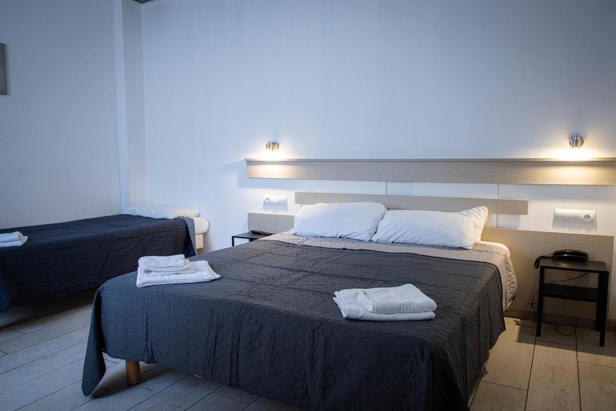 Apartamentos Comfort Calella Eksteriør bilde